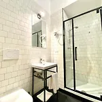 Hostel Yellowsquare Milánó
