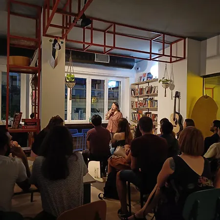 Hostel Yellowsquare Milan
