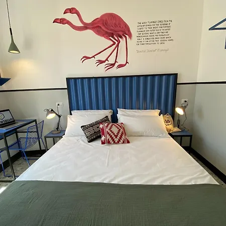 Yellowsquare Hostel