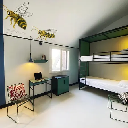Hostel Yellowsquare Milan