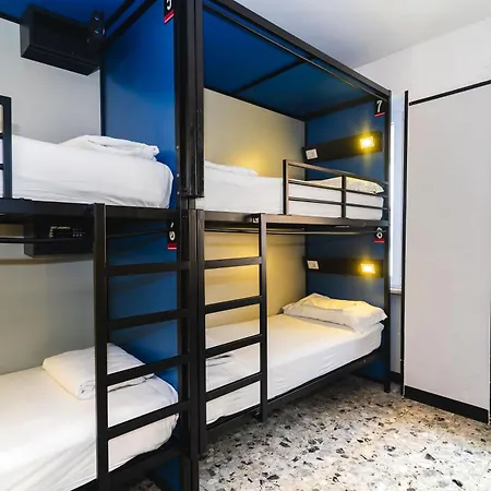 Hostel Yellowsquare Milan