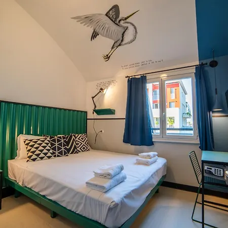 Auberge de jeunesse Yellowsquare *